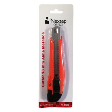 Cutter pl&aacute;stico nextep grande navaja 18mm alma de metal